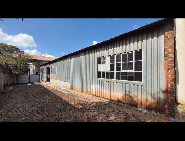 546M² WAREHOUSE TO LET IN EASTLEIGH